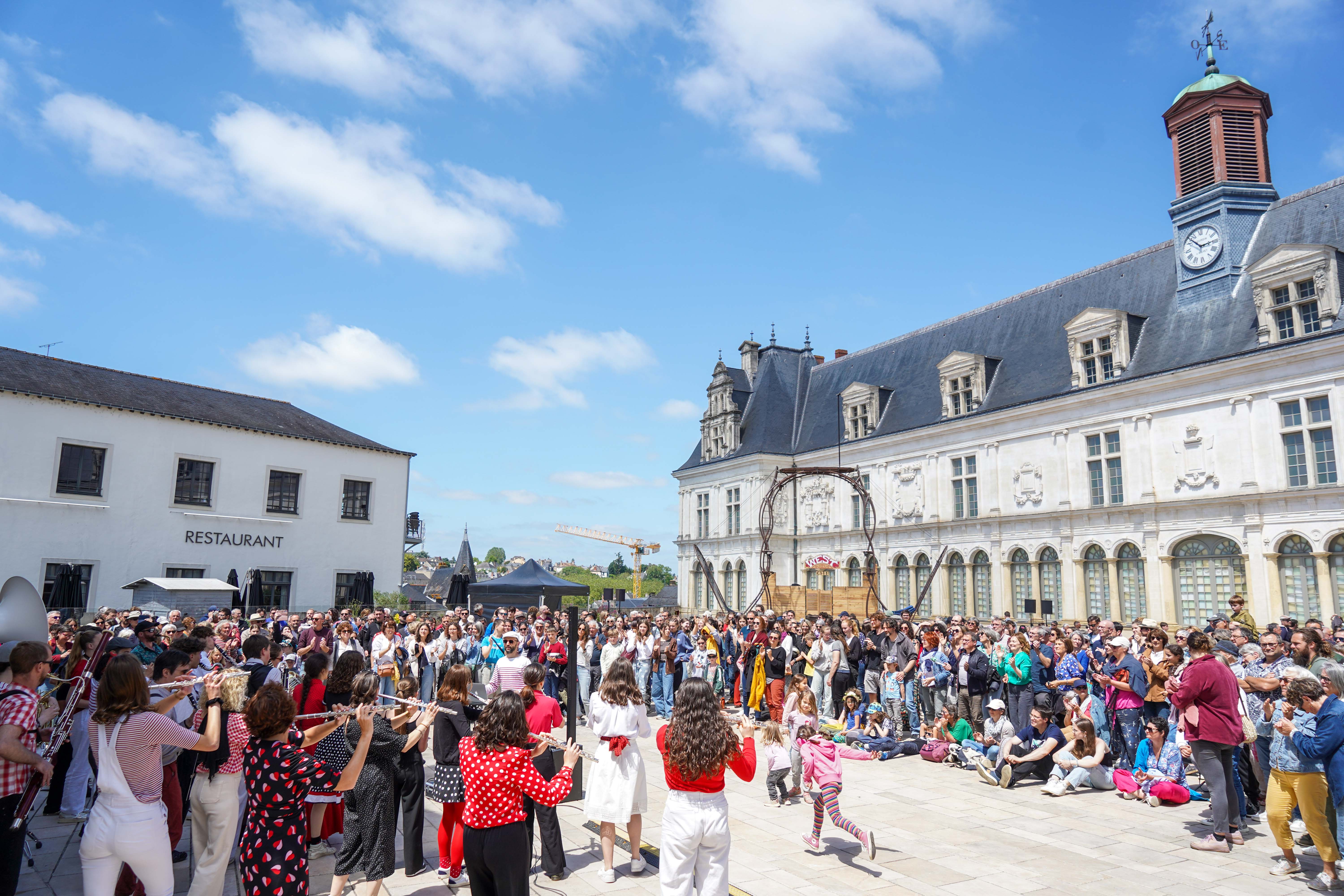 https://www.laval.fr/fileadmin/Phototheque_agglo/Actualites/ACTUALITES_2025/LES_3LF/DSC01722.jpg