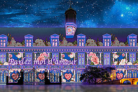 Projections monumentales au Château-Neuf