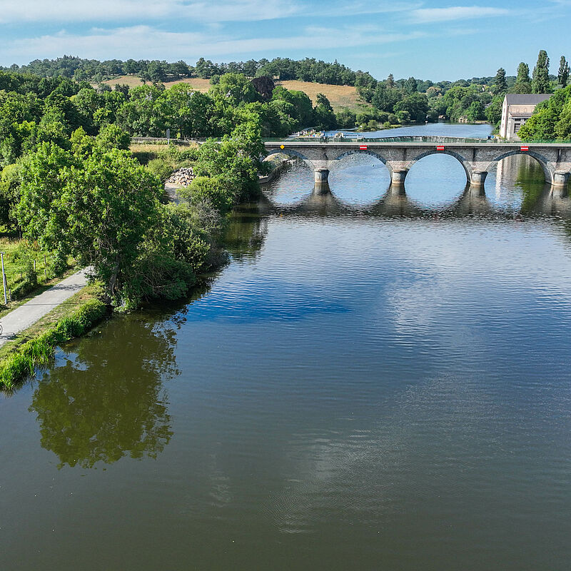 Vigilance aux cyanobactéries dans la Mayenne